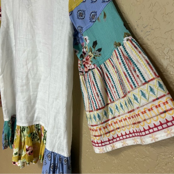 John Mark linen blend Aline embroidered top size medium floral flutter - Picture 8 of 9